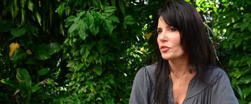 Profª Luciana Sarmento