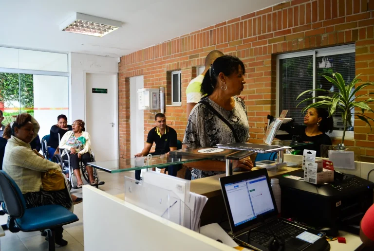 Corpo médico qualificado atende a preços populares na PUC-Rio