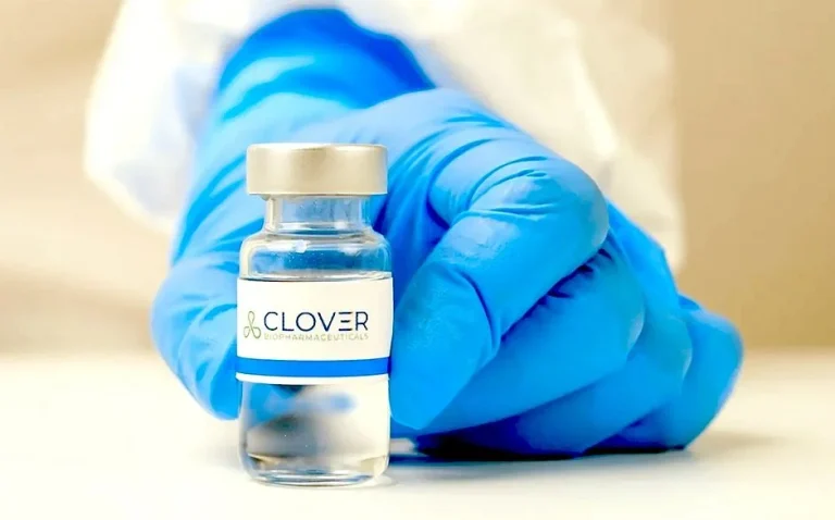 Clover: nova vacina contra COVID-19 que mostrou ter 100% de eficácia contra casos graves.