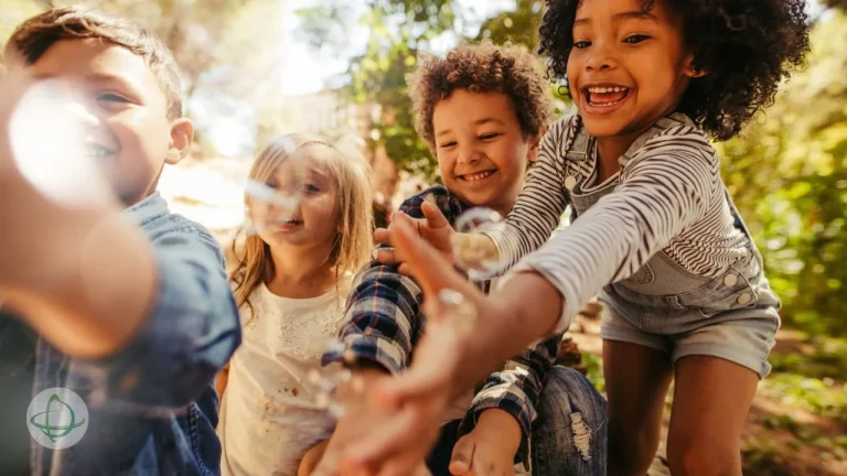 Criança deve ficar doente? Entenda como funciona a imunidade infantil